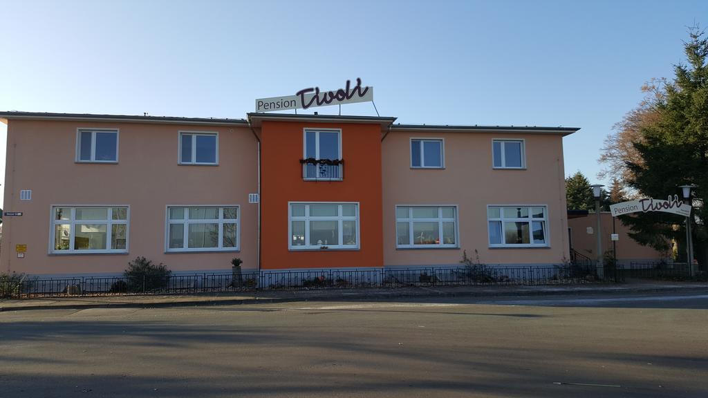 Tivoli Hotel Zerbst Buitenkant foto