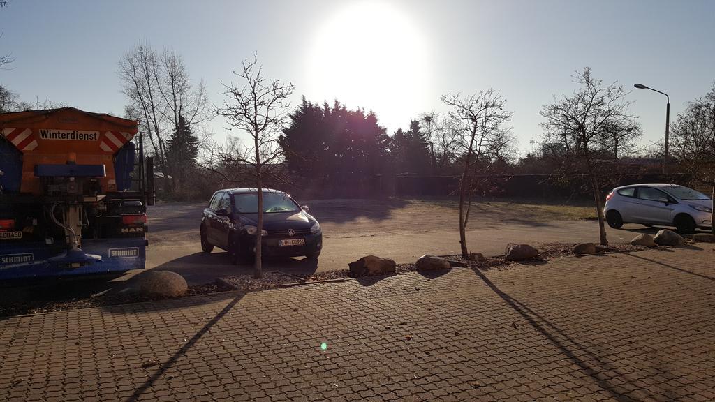 Tivoli Hotel Zerbst Buitenkant foto