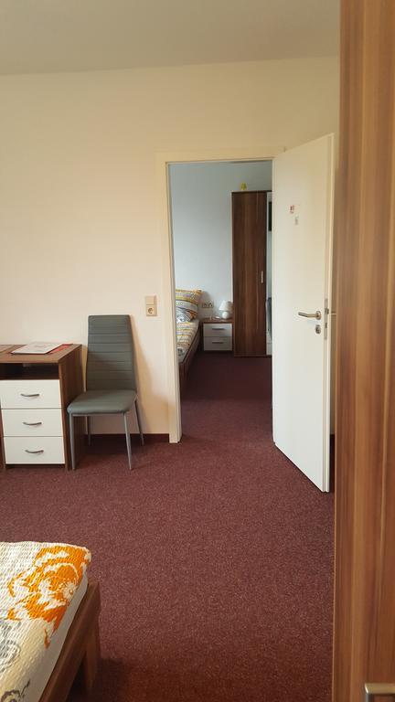 Tivoli Hotel Zerbst Buitenkant foto