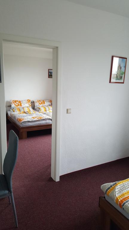 Tivoli Hotel Zerbst Buitenkant foto